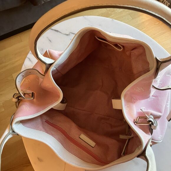 Dooney & Bourke Signature Large Logo Lock Canvas Hobo Shoulder Bag Pink White - Picture 16 of 16